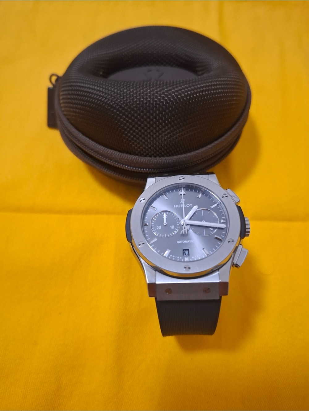 Hublot Classic Fusion Chronograph Titanium Racing Grey 42mm – Full Set